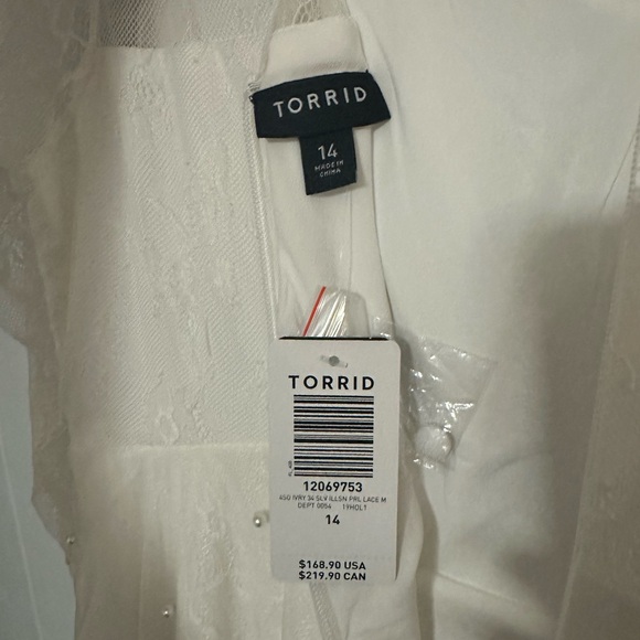 Torrid White Lace Tea Length Wedding Dress - Picture 4 of 6